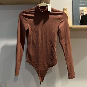 Abercrombie & Fitch mock neck long sleeve bodysuit XS